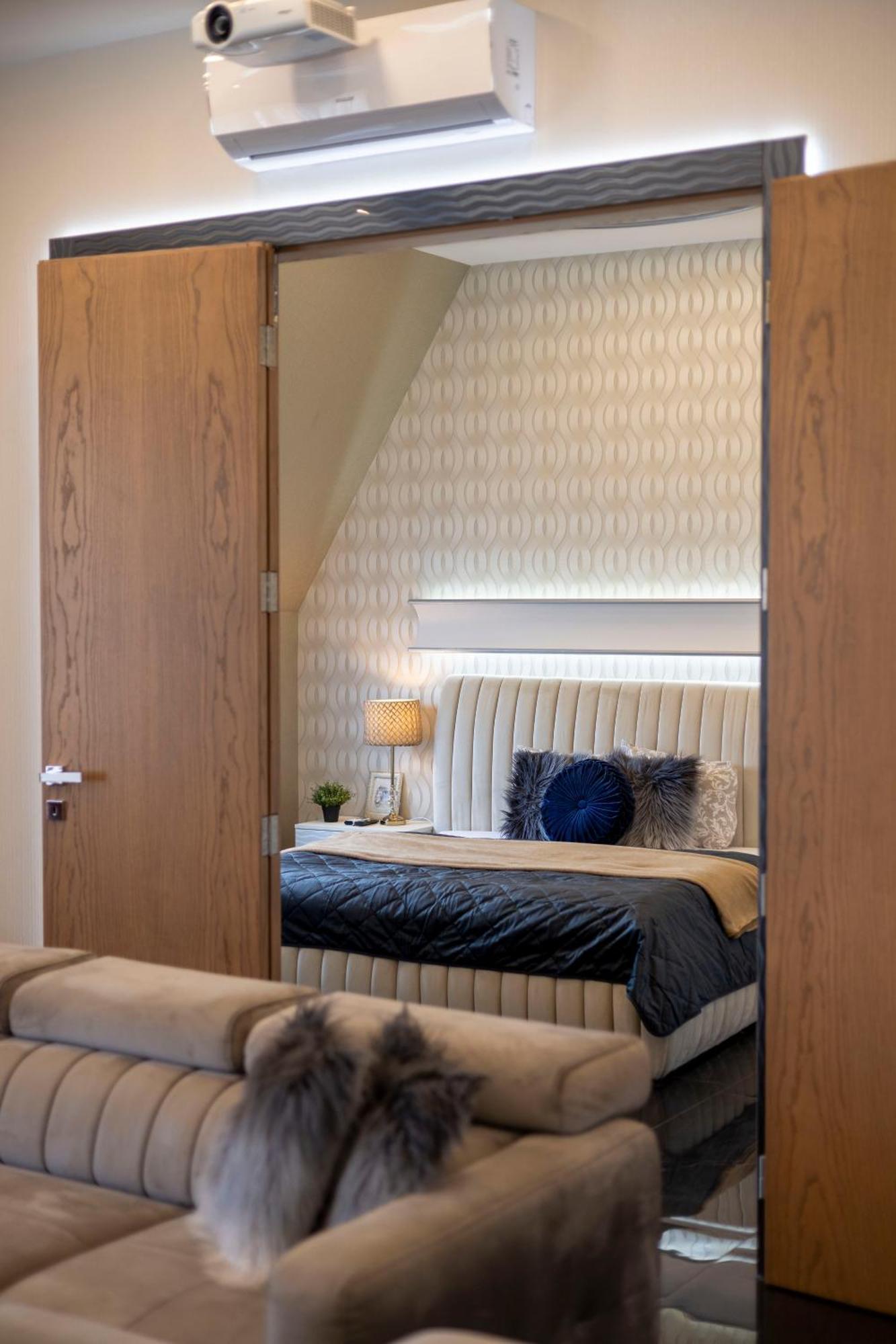 Luxury Royal Central Apartment By Prestige Homes Budapest Exteriör bild