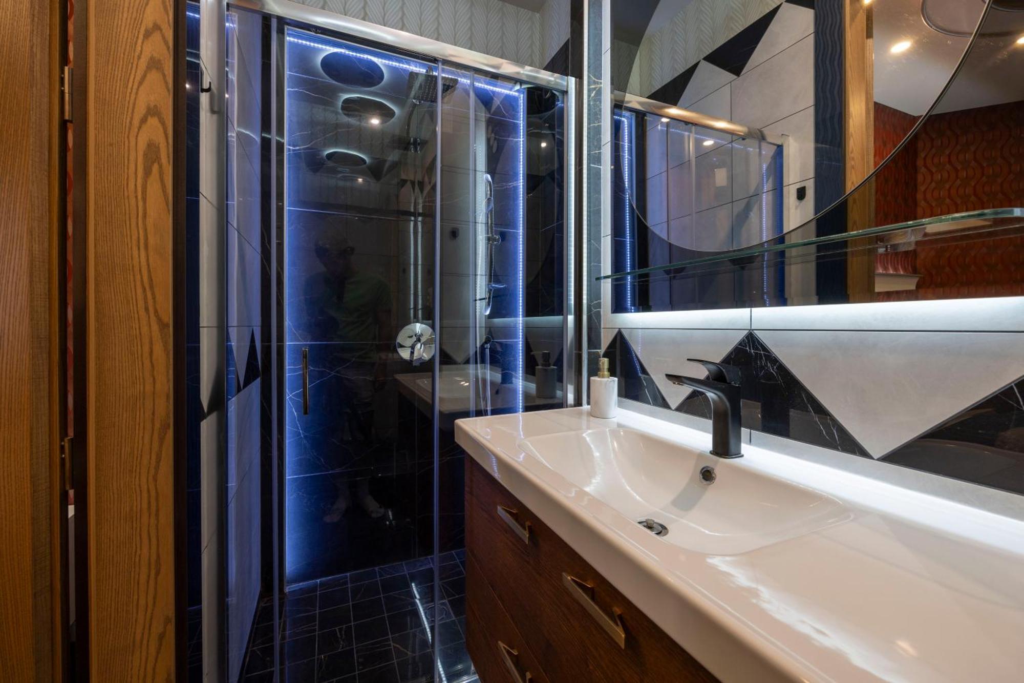Luxury Royal Central Apartment By Prestige Homes Budapest Exteriör bild