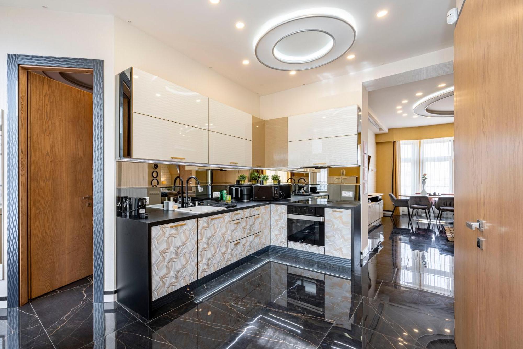 Luxury Royal Central Apartment By Prestige Homes Budapest Exteriör bild