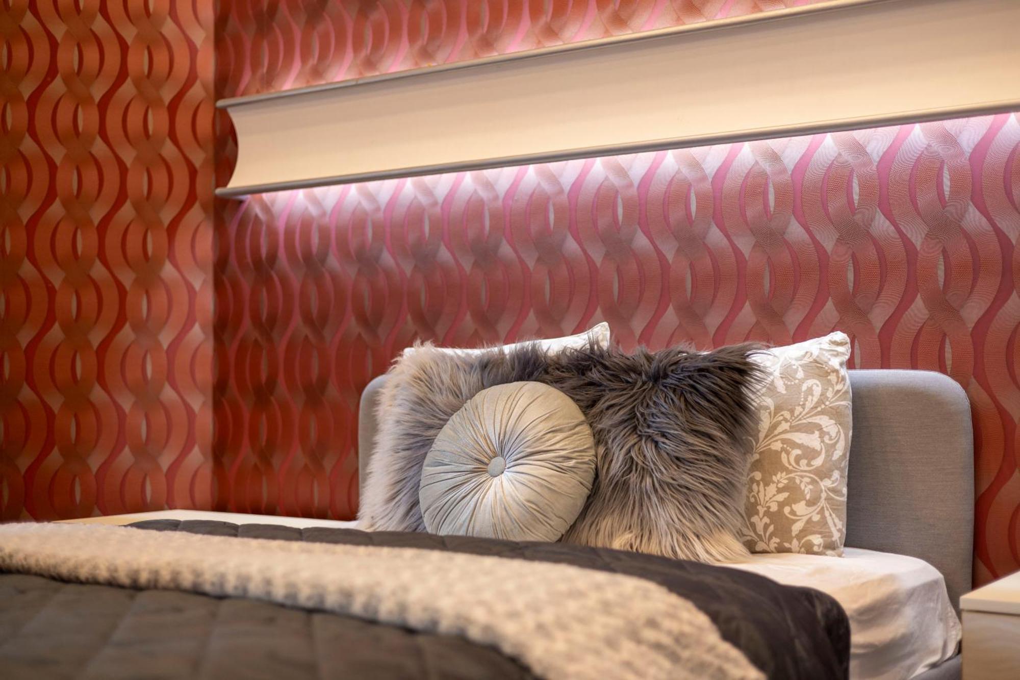 Luxury Royal Central Apartment By Prestige Homes Budapest Exteriör bild